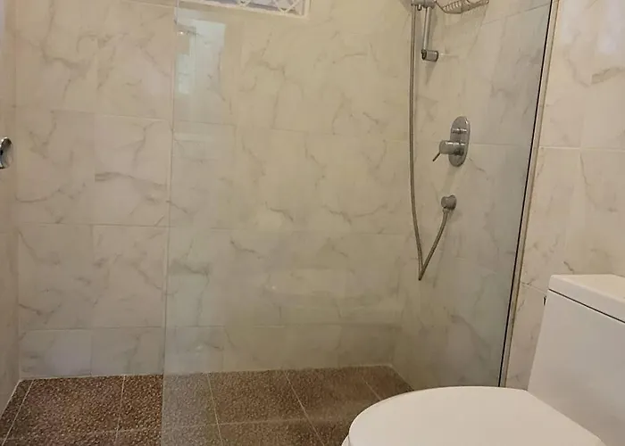 Ivy's Luxury Villa, Villa