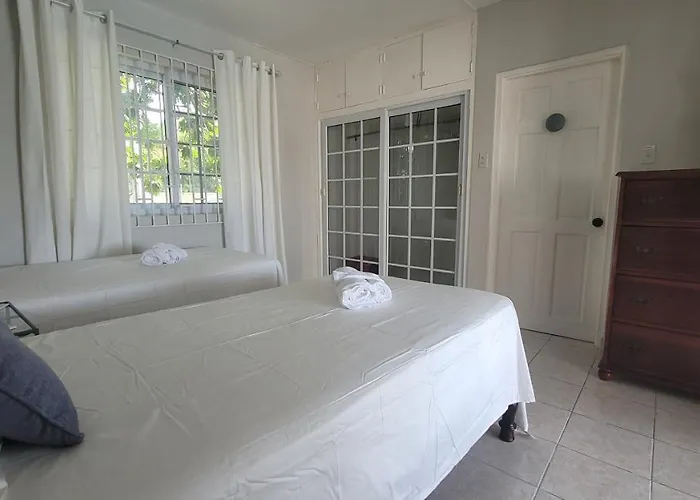 Ivy's Luxury Villa,